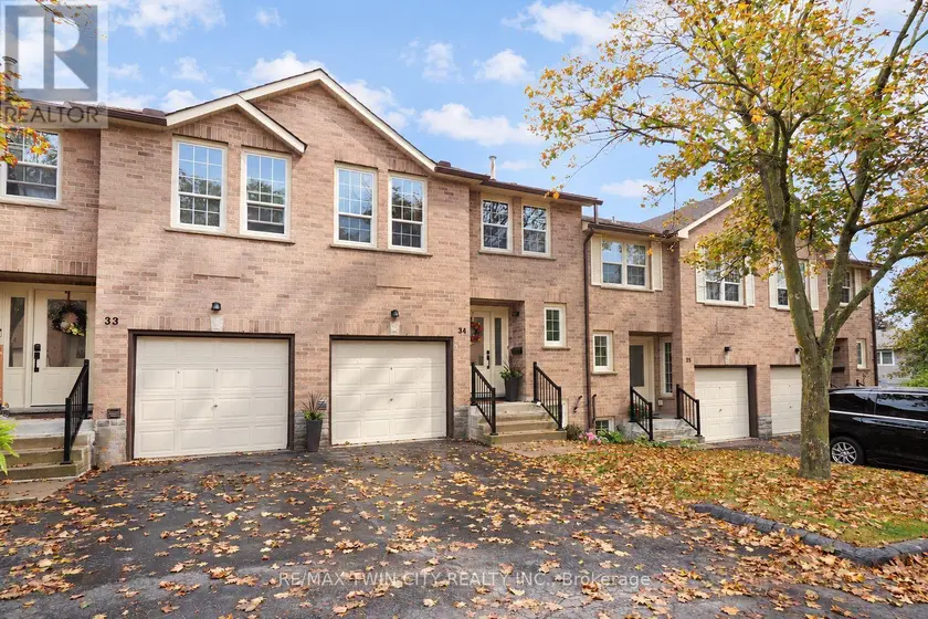 Townhouse at 34 - 375 HOLIDAY INN DRIVE, Cambridge