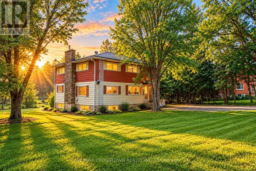Detached at 316056 HIGHWAY 6 HIGHWAY S, Chatsworth