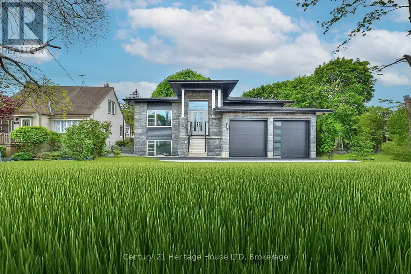 Detached at 338 SUGARLOAF STREET, Port Colborne