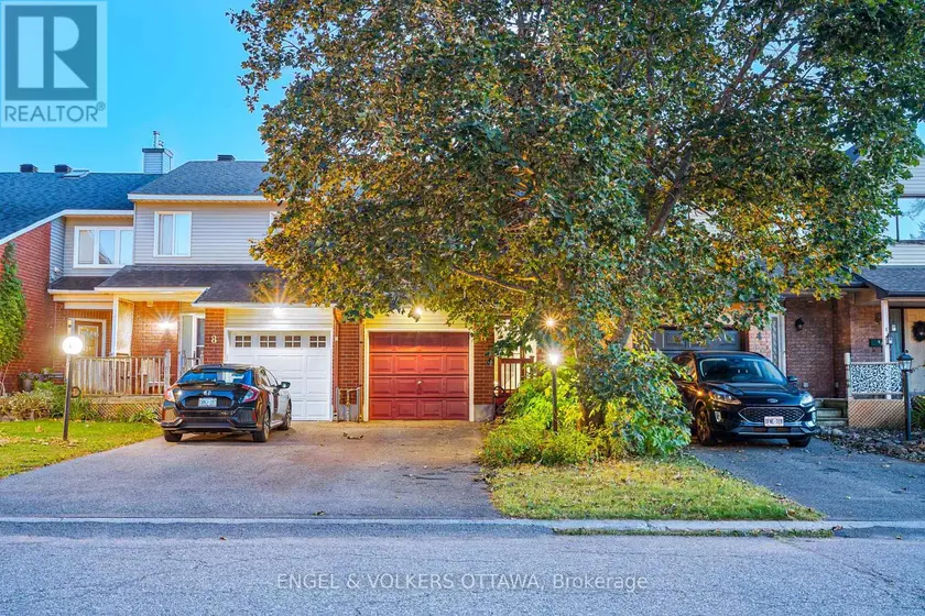 Townhouse at 6 BRIDGEWATER TERRACE, Ottawa