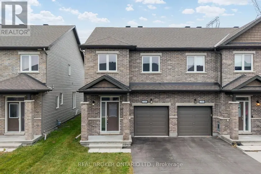 Townhouse at 300 LIVERY STREET, Ottawa