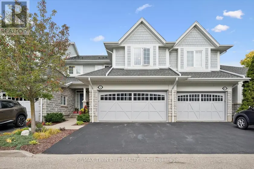 Townhouse at 9 - 276 SIMS ESTATE DRIVE, Kitchener