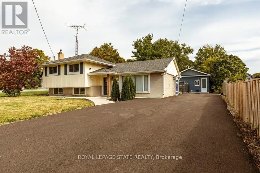 Detached at 183 SUNNYRIDGE ROAD, Hamilton