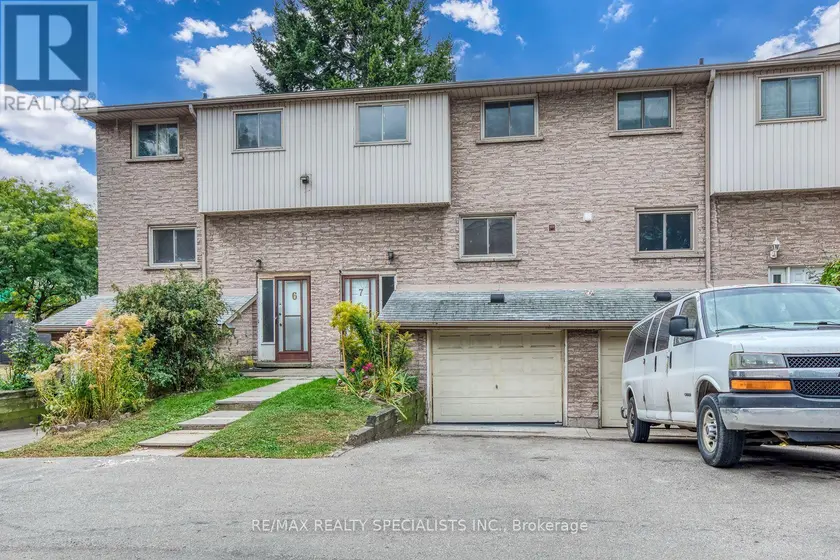 Townhouse at 7 - 325 MARY STREET, Hamilton