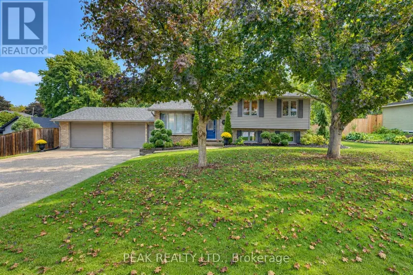 Detached at 11 MILLARD STREET, South-West Oxford