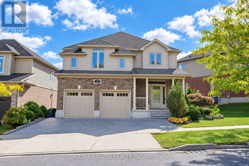 Detached at 31 MELINDA STREET W, Kitchener