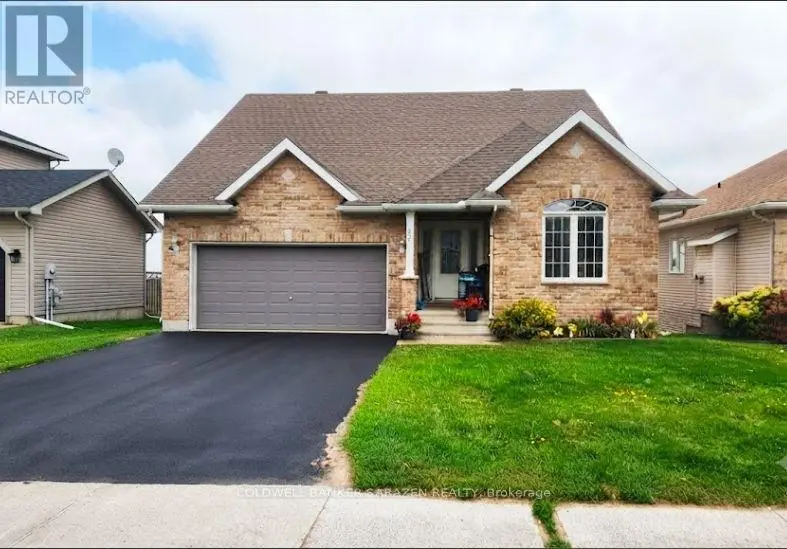 Detached at 22 FRIEDAY STREET, Arnprior