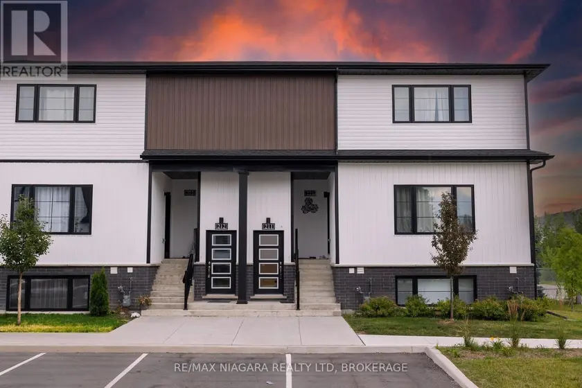 Townhouse at 4263 FOURTH AVENUE, Niagara Falls