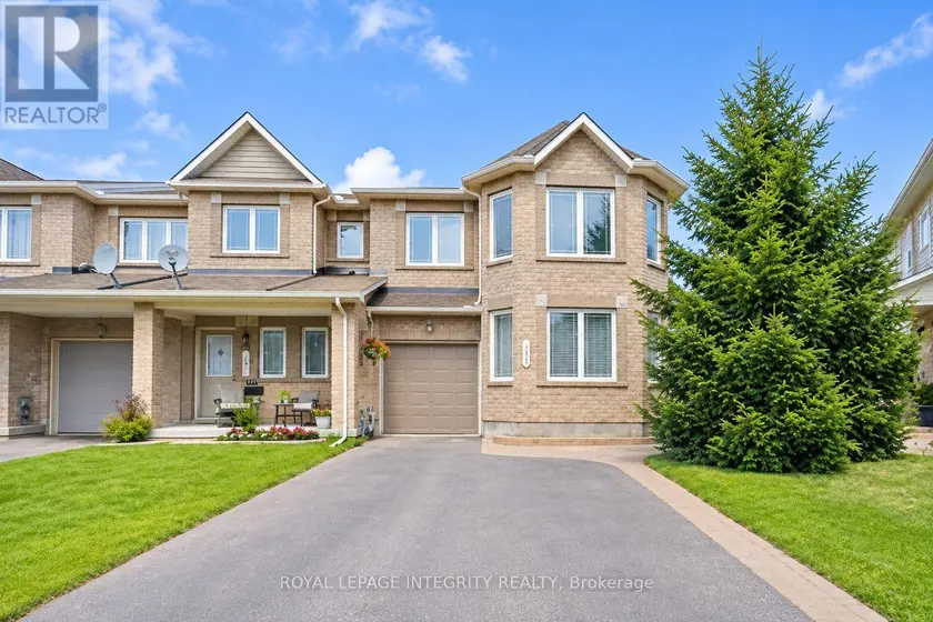Townhouse at 133 SHADY GROVE STREET, Ottawa