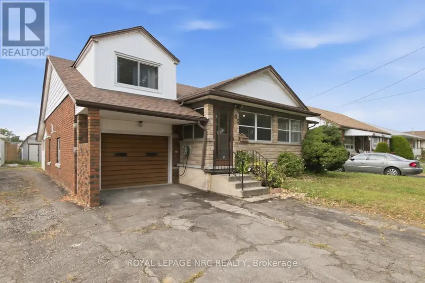 Detached at 65 GOLDEN BOULEVARD W, Welland