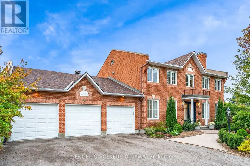 Detached at 6 HOLLY RIDGE, Ottawa