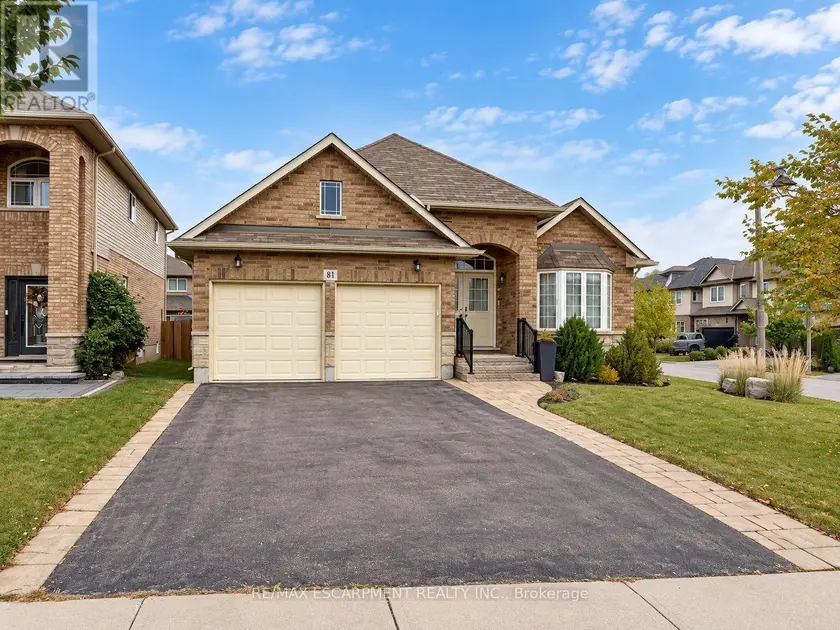 Detached at 81 BELLAGIO AVENUE, Hamilton