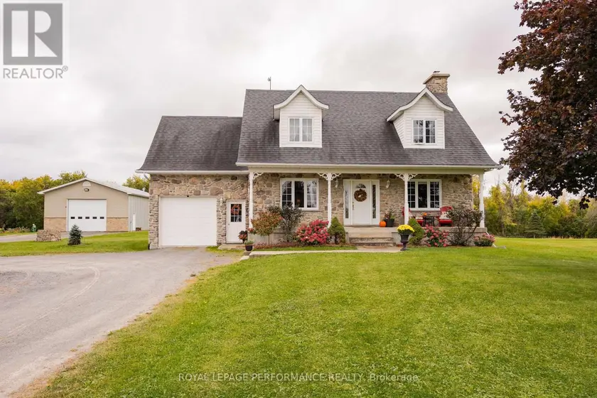 Detached at 1327 COUNTY ROAD 34 ROAD, North Glengarry