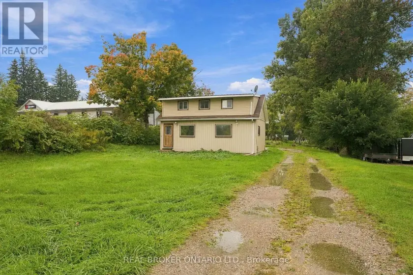 Detached at 77937 LONDON ROAD, Bluewater