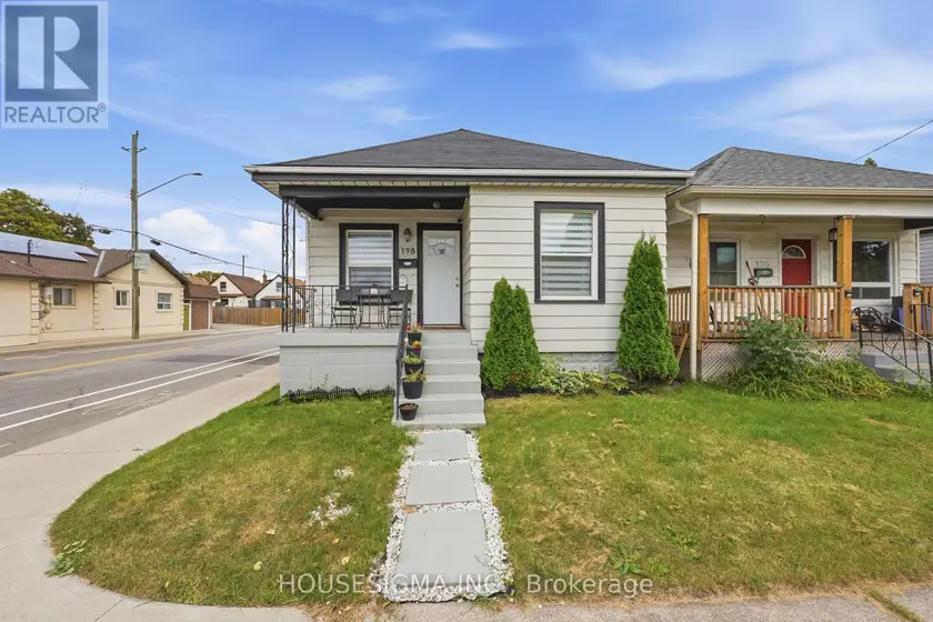 Detached at 198 WEIR STREET N, Hamilton