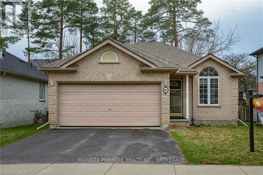 Detached at 602 SPRUCEWOOD DRIVE, London North