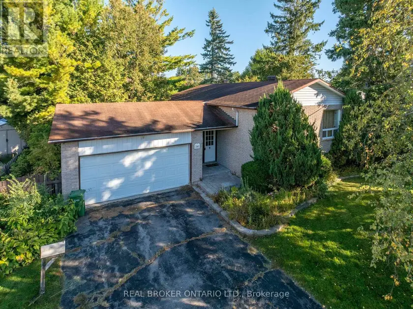 Detached at 16 GOLD CRESCENT, Russell