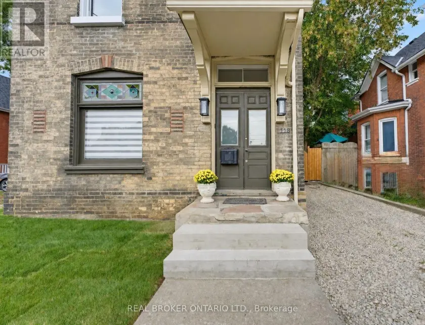 Detached at 118 CLARENCE STREET, Brantford