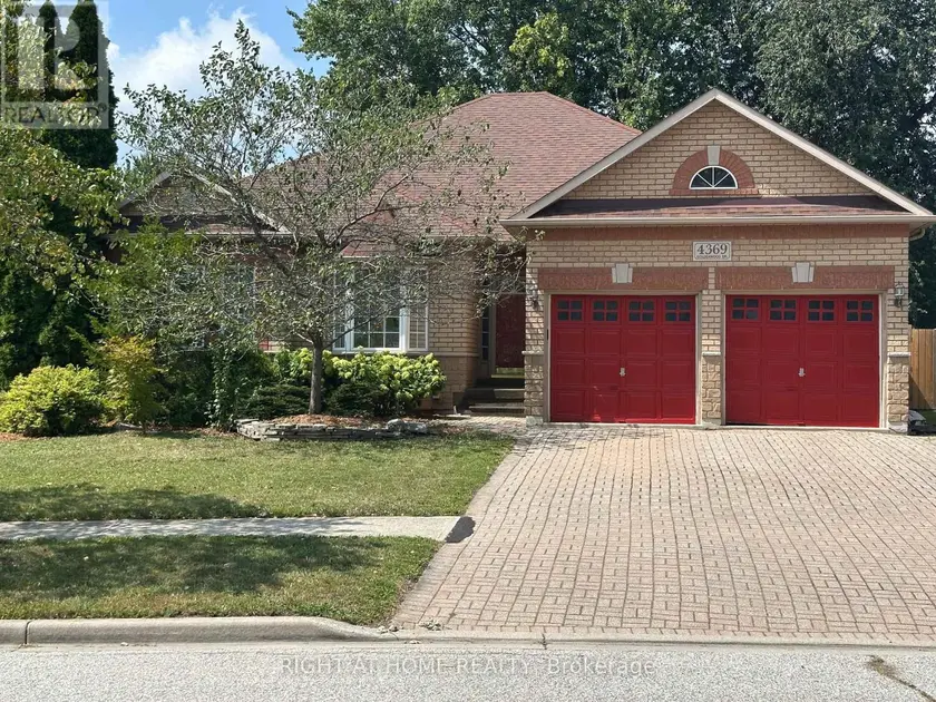 Detached at 4369 GOLDENWOOD DRIVE, Windsor