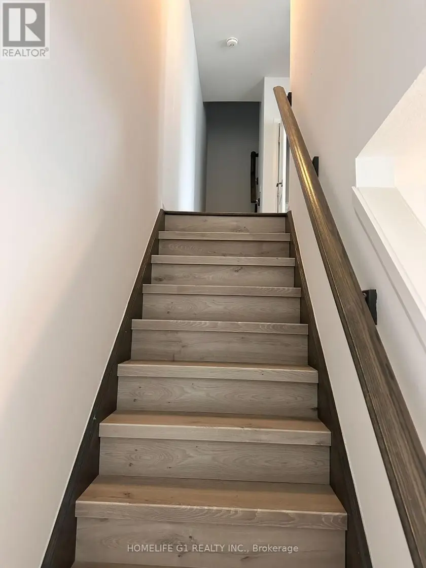 Townhouse at 80 - 30 TIMES SQUARE BOULEVARD, Hamilton