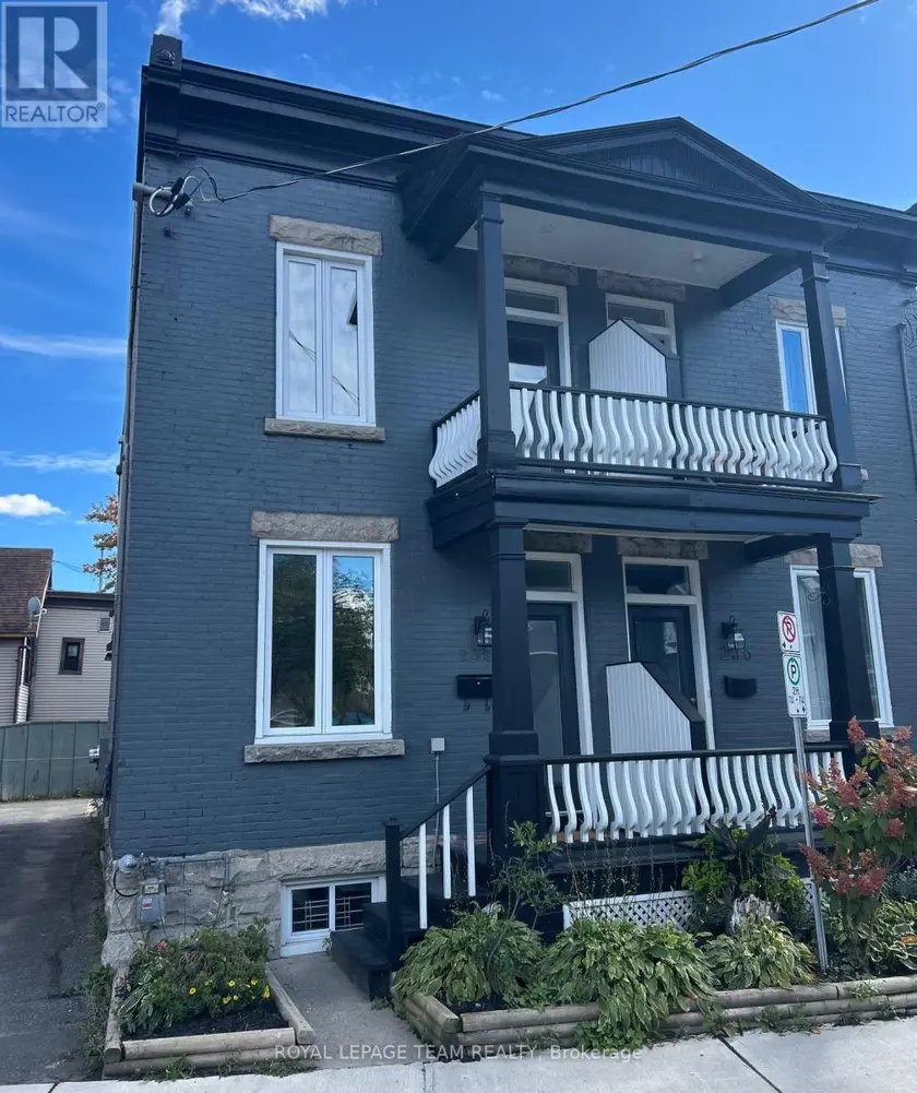 Multiplex at 2 - 238 BRUYERE STREET, Ottawa
