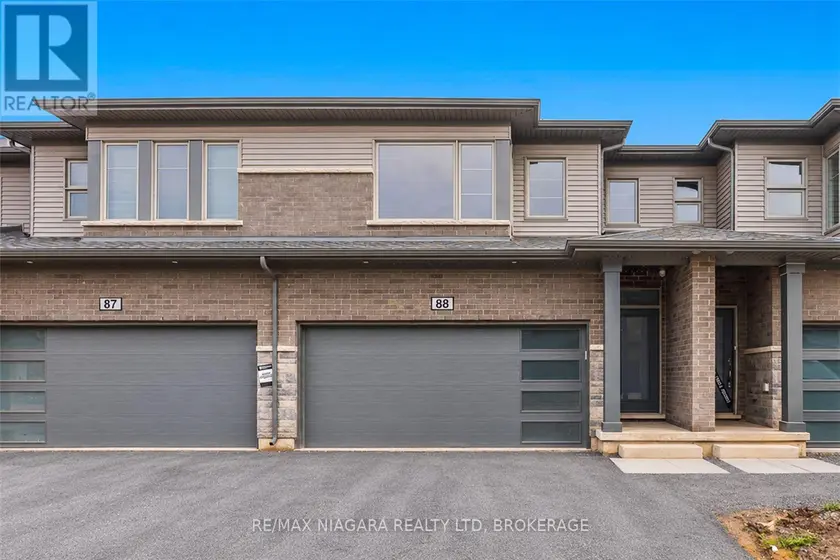 Townhouse at 88 - 4552 PORTAGE ROAD, Niagara Falls