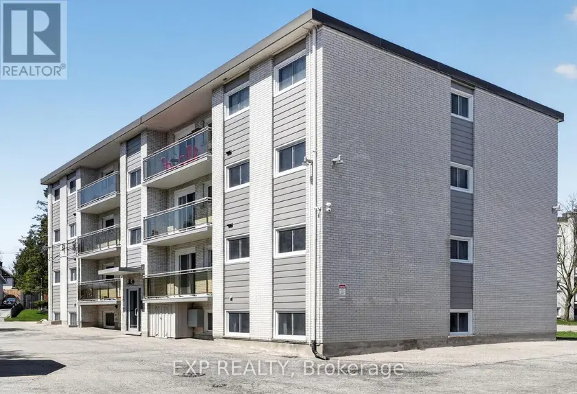 Multiplex at 81 KENWOOD DRIVE, Kitchener