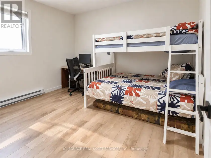 Semi-Detached/Link at 1221 MEADOWLANDS DRIVE E, Ottawa