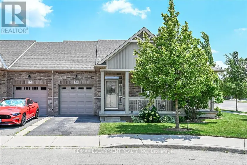 Townhouse at 14 ECKER LANE, Hamilton