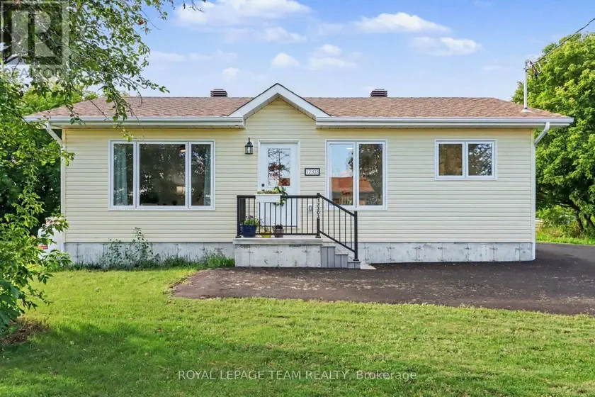 Detached at 12303 COUNTY 5 ROAD, North Dundas