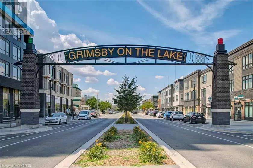 Apartment at 101 - 10 CONCORD PLACE, Grimsby