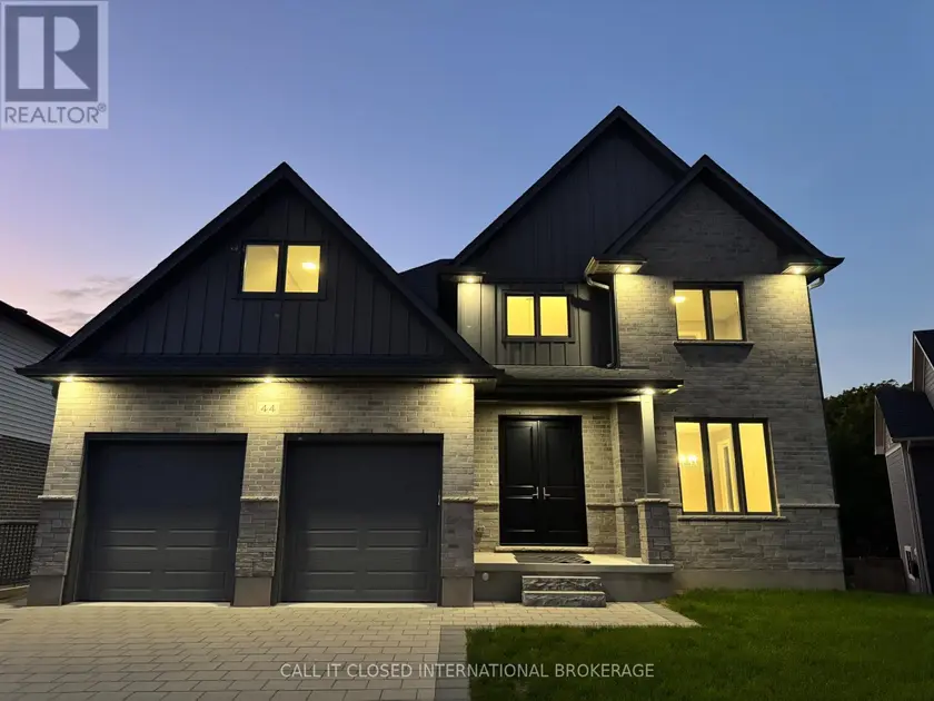 Detached at 44 ROYAL CRESCENT, Southwold