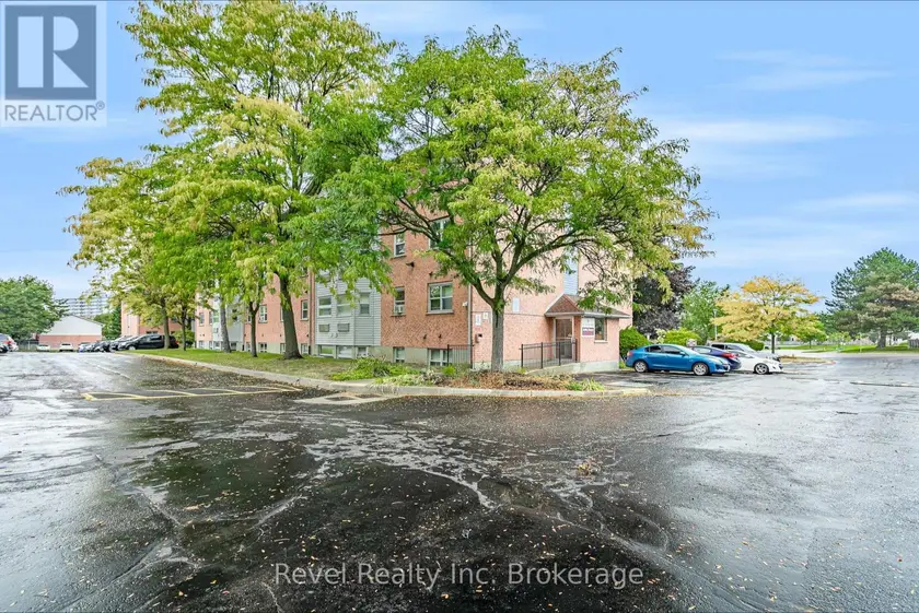 Apartment at 47 - 56 HIAWATHA ROAD, Woodstock