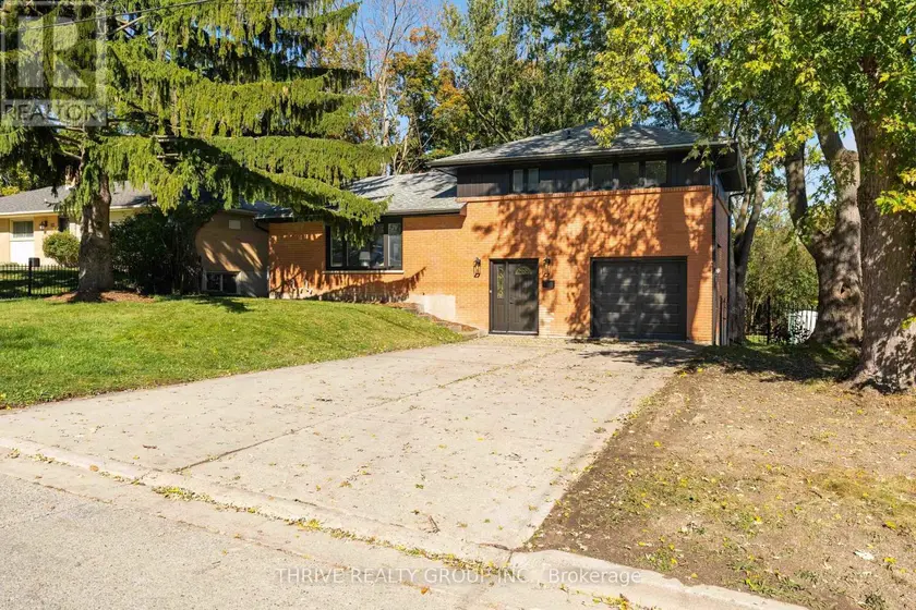 Detached at 139 DEER PARK CIRCLE, London North