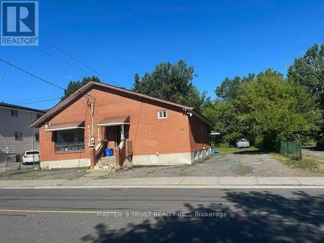 Detached at 257 LESLIE STREET, Greater Sudbury
