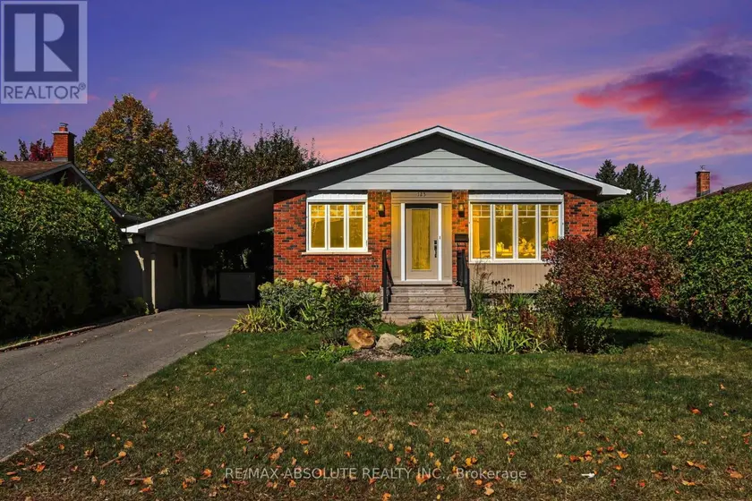 Detached at 125 JUNIPER STREET E, Ottawa
