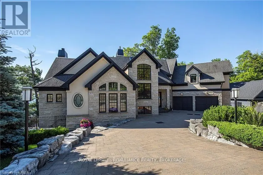 Detached at 1618 ST LAWRENCE AVENUE, Kingston)