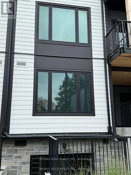 Townhouse at 210 - 708 WOOLWICH STREET, Guelph