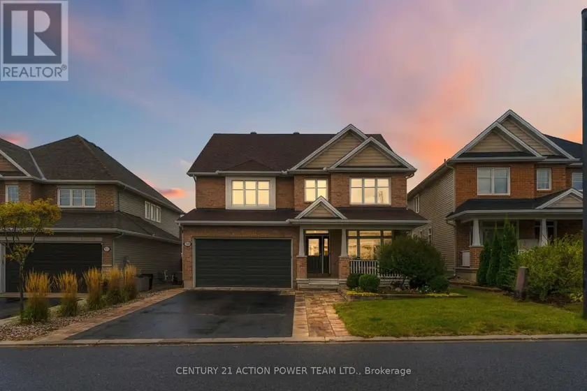 Detached at 703 MASHKIG AVENUE E, Ottawa