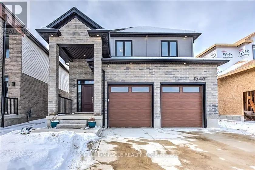 Detached at 1546 MEDWAY PARK DRIVE, London North