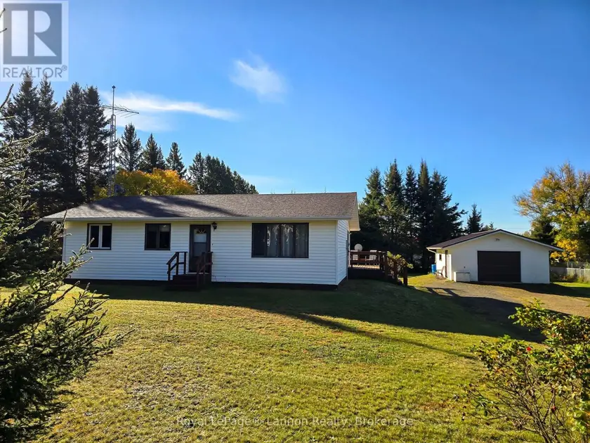 Detached at 5 MARTYN DRIVE, Oliver Paipoonge