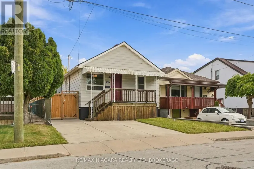 Detached at Unit Lower