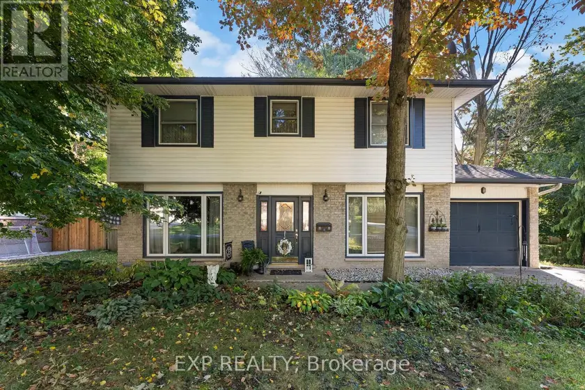 Detached at 43 STELLA STREET, Pelham