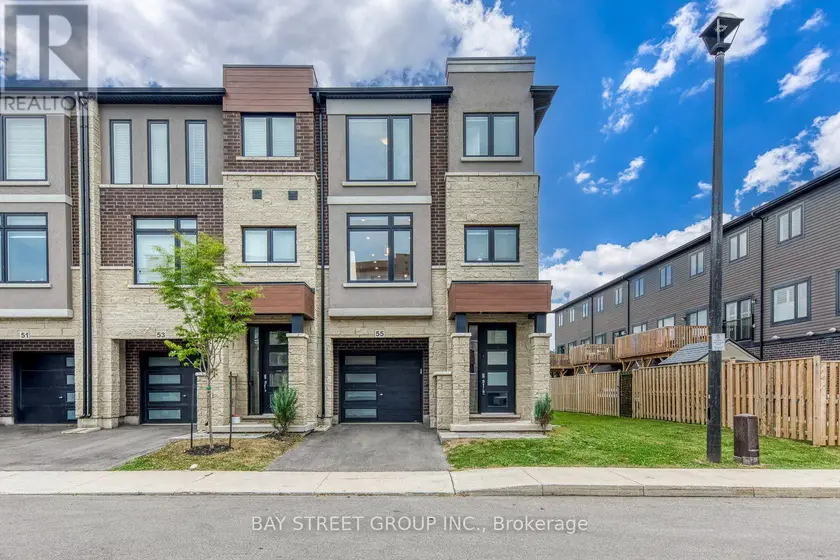 Townhouse at 55 SENTINEL LANE, Hamilton