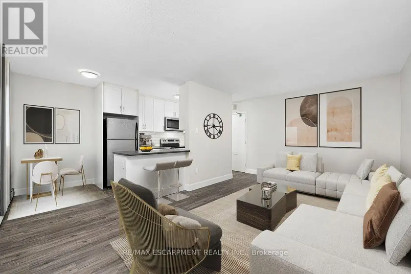 Multiplex at 702 - 607 HERITAGE DRIVE, Waterloo