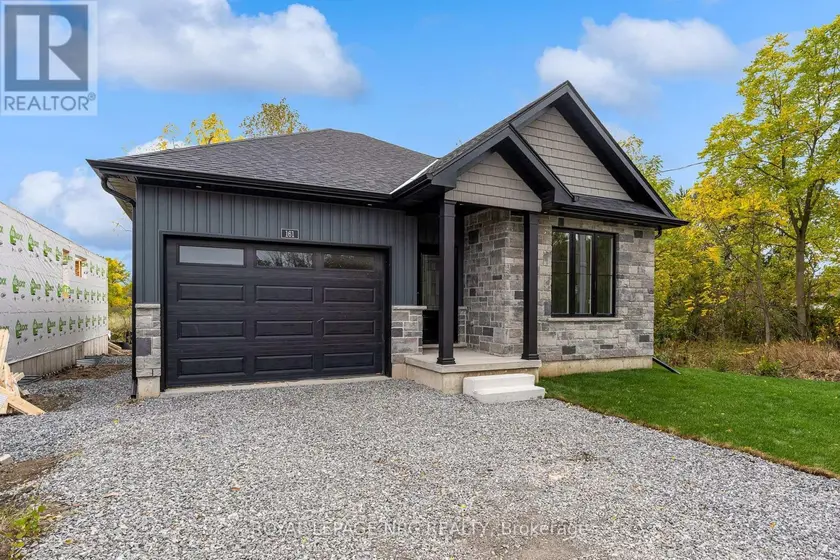 Detached at 161 FORKS ROAD, Welland