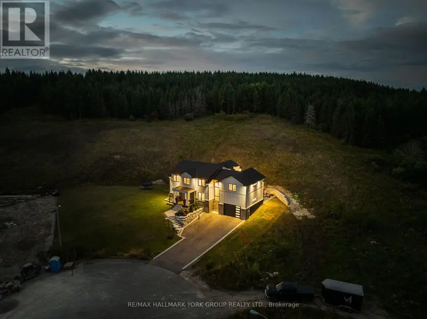 Detached at 13 ARCHIBALD COURT, Hamilton Township