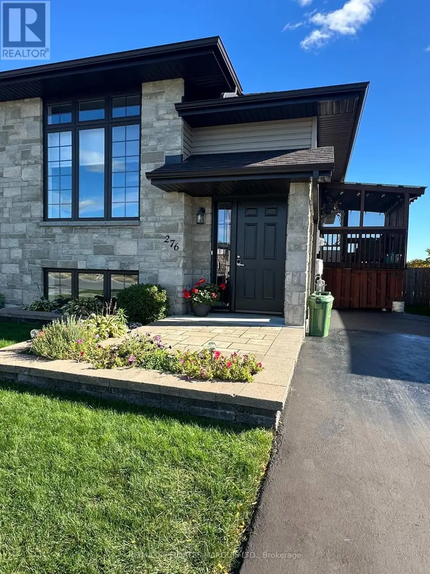 Semi-Detached/Link at 276 BELLWOOD DRIVE, Cornwall