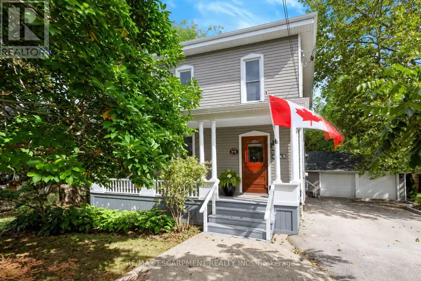 Detached at 4245 WILLIAM STREET, Lincoln