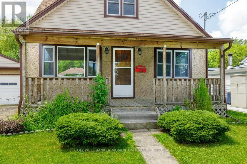 Detached at 18 PIETZ AVENUE, Welland